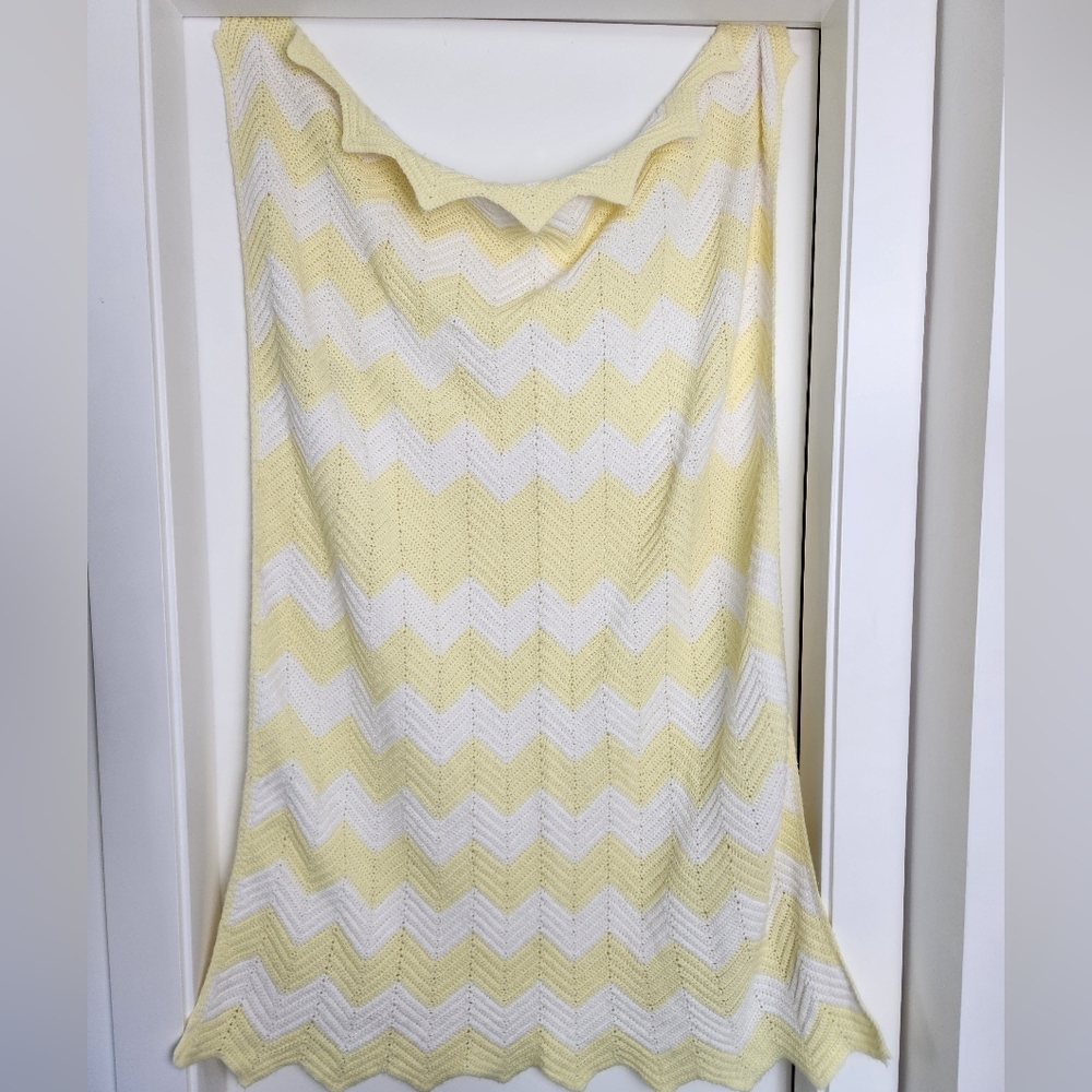 Handknit Chevron Baby Blanket